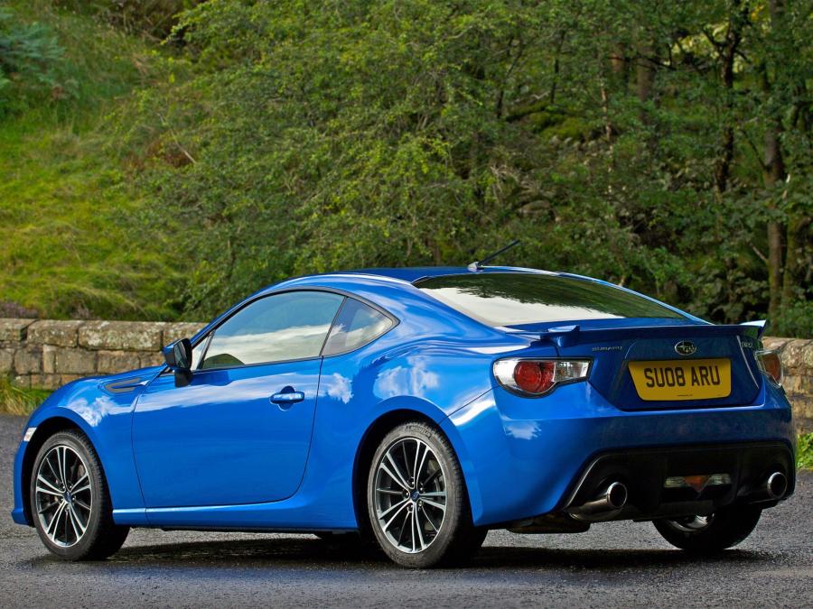  Subaru BRZ Aero Package 2012 года  (UK) (фото 14 из 21)